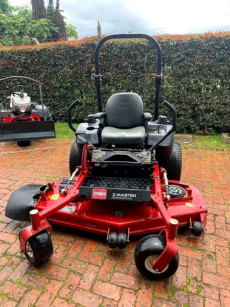 Cortadora zero-turn Toro Z Master, vista frontal